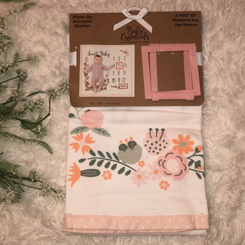 Baby Essentials Photo Op Milestone Blanket
